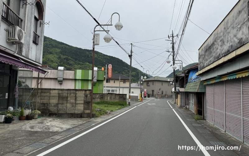 県道419号線にある商店街