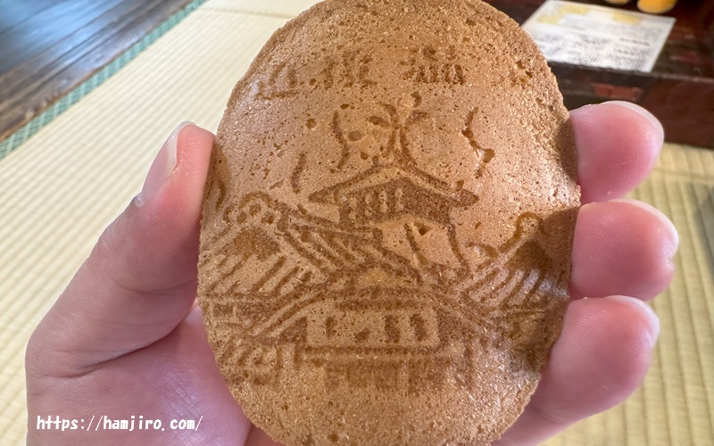 振鷺閣をモチーフにした茶菓子