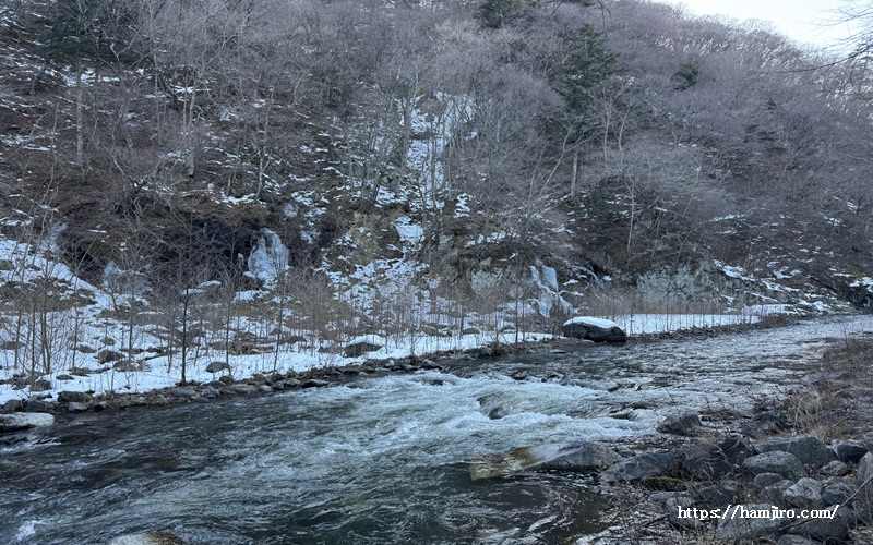 真冬の蛇王滝