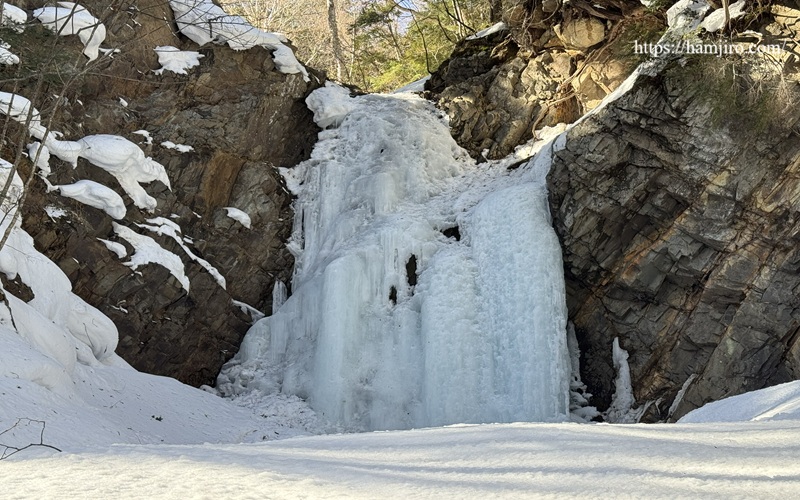 ノシ滝の氷瀑