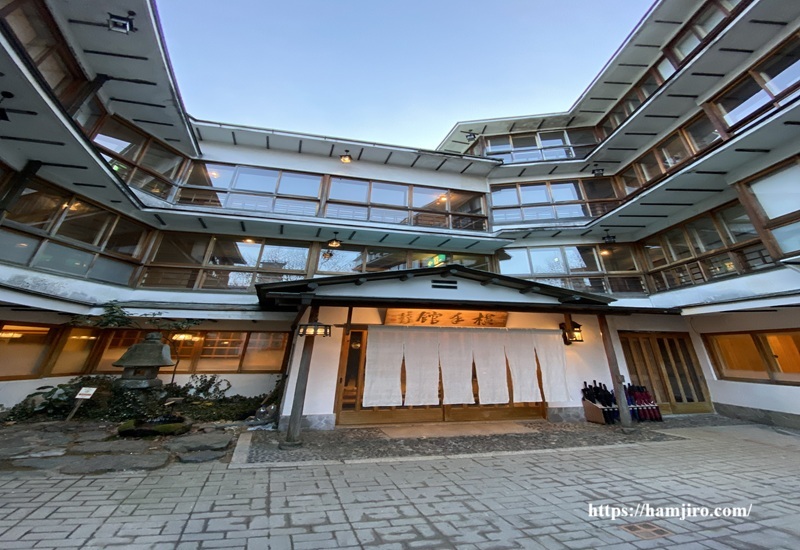 大正ロマンの横手館正面入口