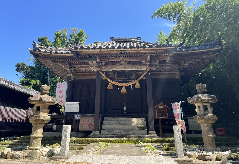 筒島弁財天の本殿