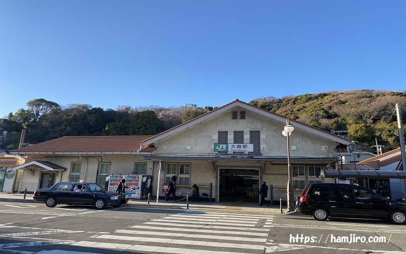 大磯駅前
