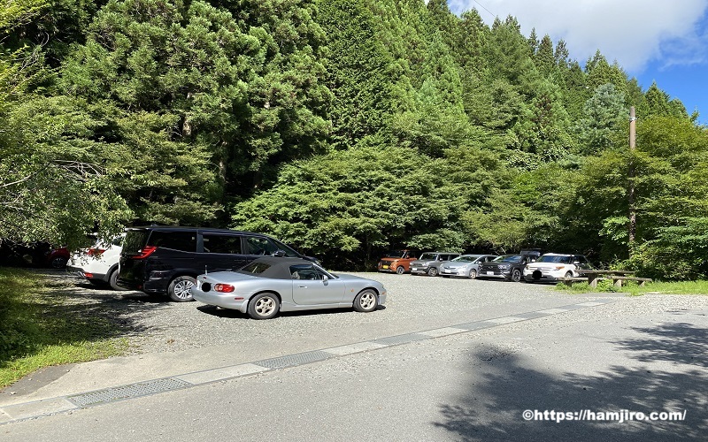 石割神社無料駐車場